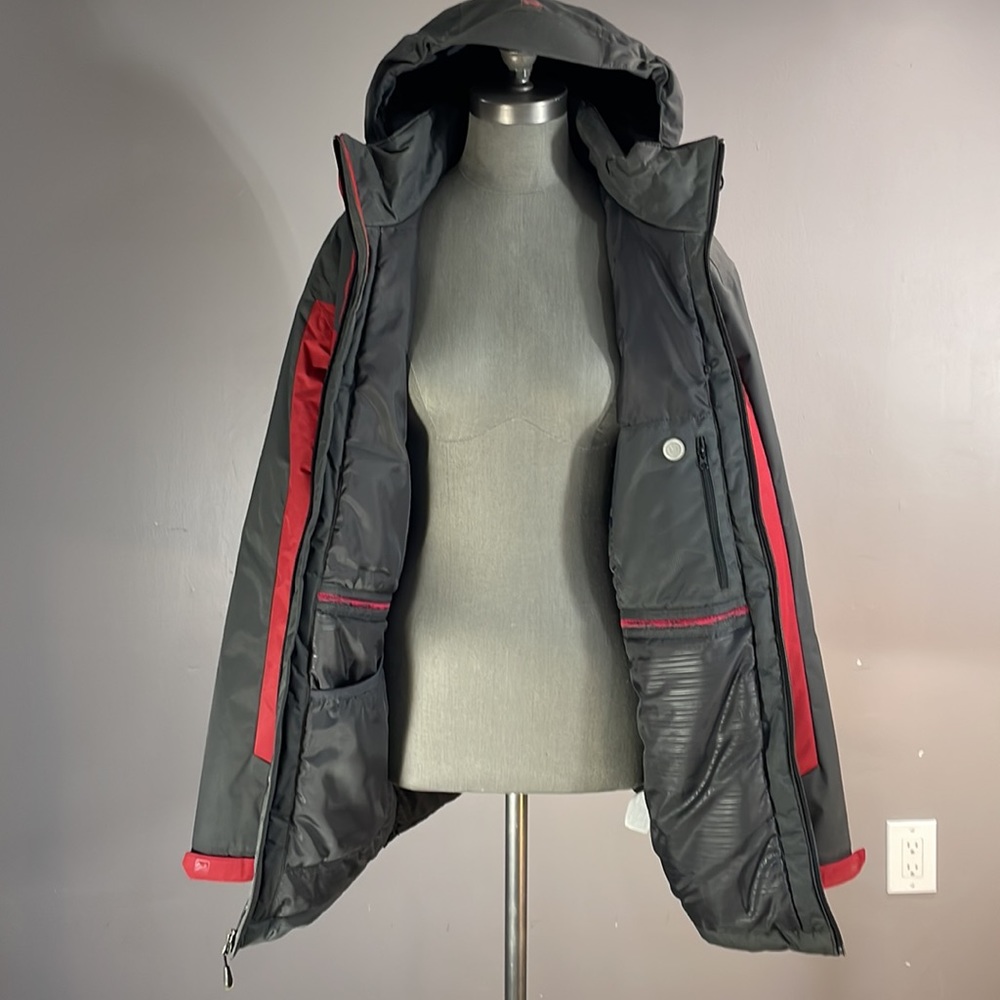 Wind river mens winter coat size large in near new condition.  T-max.  Hyper-Dri - Picture 8 of 17